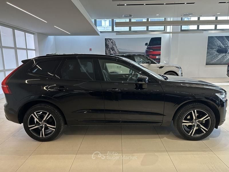 Usata Volvo XC60 R-Design 150 CV (110 kW) 2020 Nero SUV