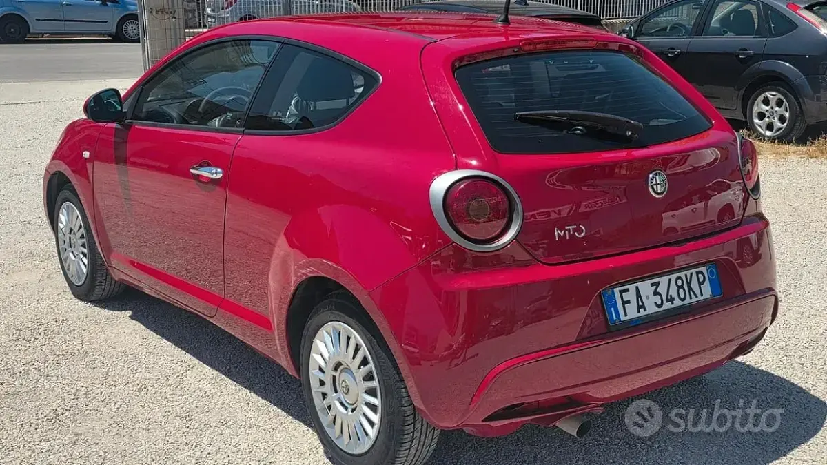 Usata Alfa Romeo MiTo Distinctive 120 CV (88 kW) 2015 Rosso Utilitaria