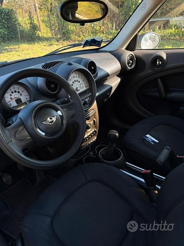Usata Mini Cooper D Countryman 112 CV (82 kW) 2011 Bianco SUV