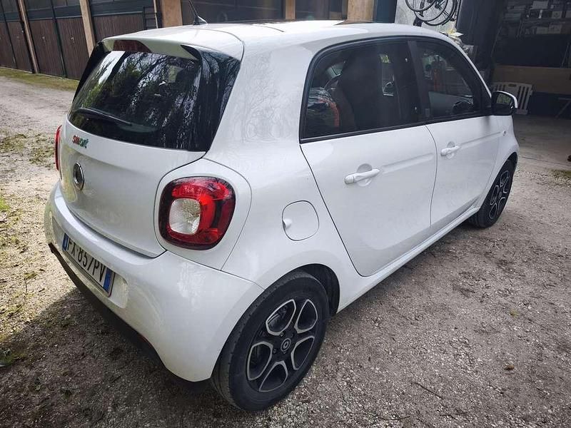 Usata Smart ForFour Electric Drive Passion 41 kW (56 CV) 2019 Utilitaria