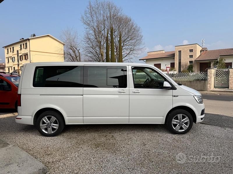 Usata VW Caravelle 150 CV (110 kW) 2018 Bianco Monovolume
