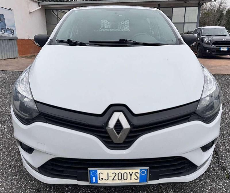 Usata Renault Clio IV Business 73 CV (53 kW) 2018 Bianco Furgone