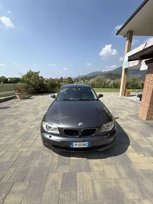 Usata BMW 120 163 CV (119 kW) 2005 Utilitaria