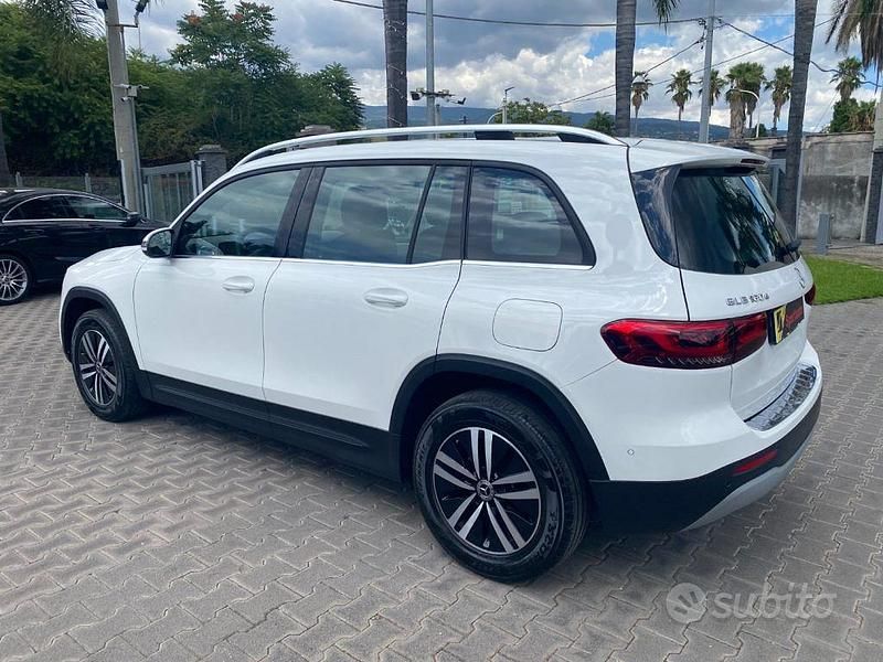 Usata Mercedes GLB180 116 CV (85 kW) 2021 Bianco SUV
