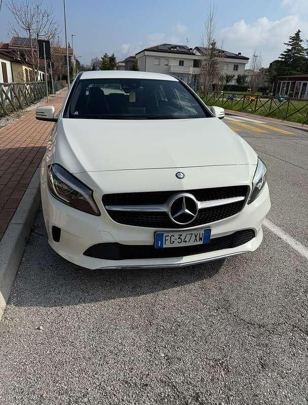 Usata Mercedes A220 Premium 170 CV (125 kW) 2017 Berlina