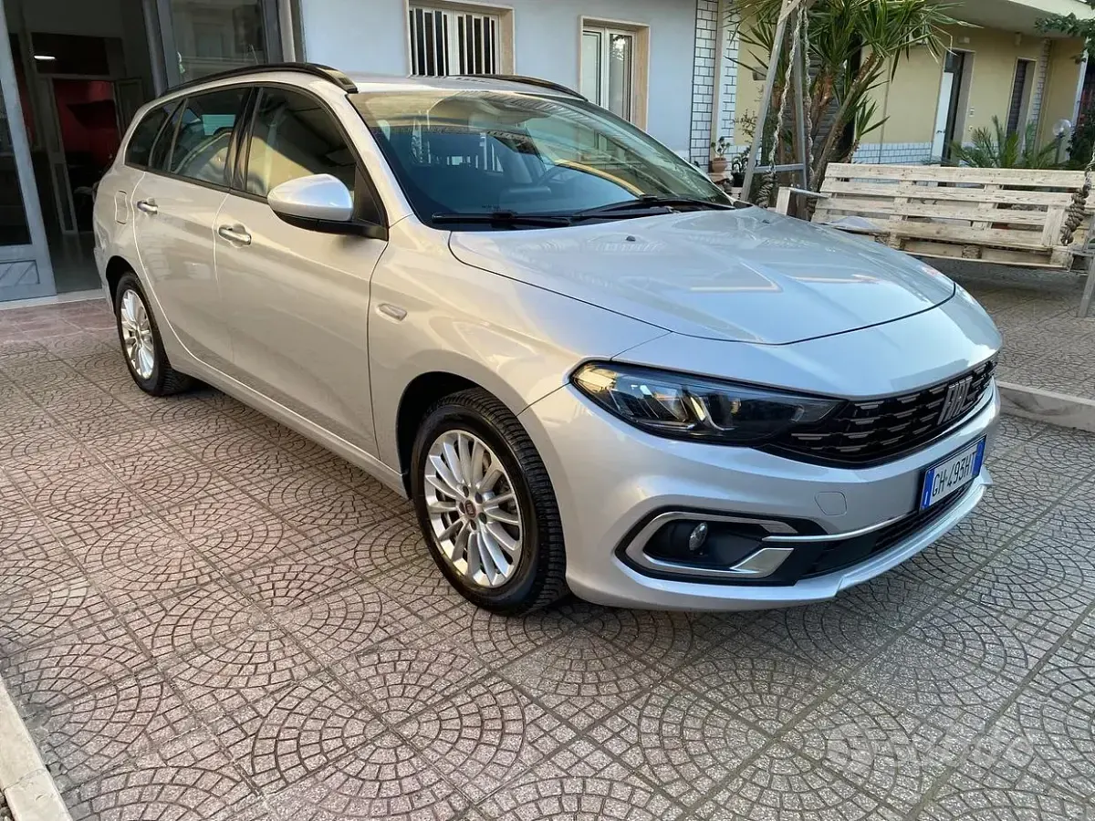 Occasion Fiat Tipo Business 131 PK (96 kW) 2021 Grijs Stationwagen