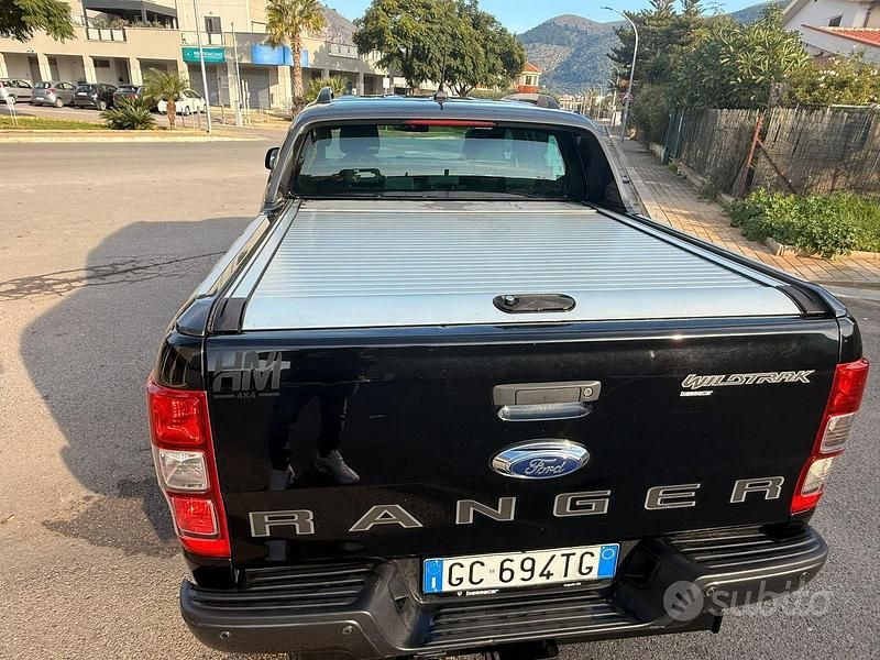 Usata Ford Ranger 213 CV (156 kW) 2020 Nero Pick-up