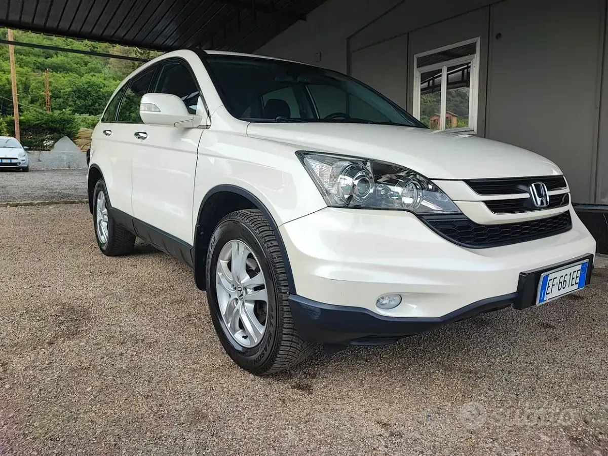 Usata Honda CR-V Elegance 150 CV (110 kW) 2011 Bianco SUV