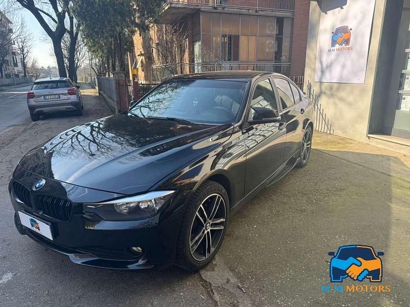Usata BMW 320 184 CV (135 kW) 2014 Nero Berlina