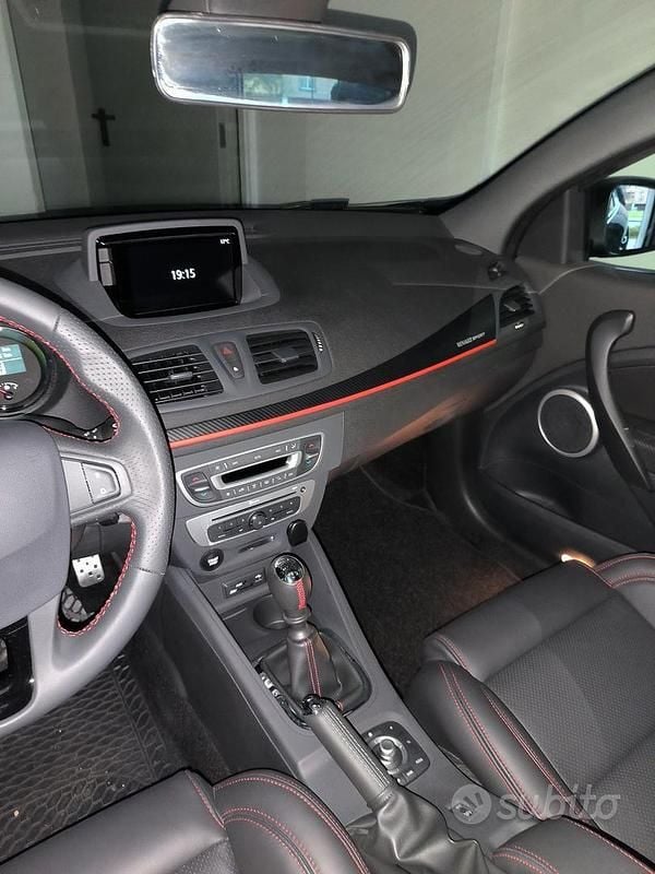 Usata Renault Mégane III R.S. 275 CV (202 kW) 2016 Nero Coupé