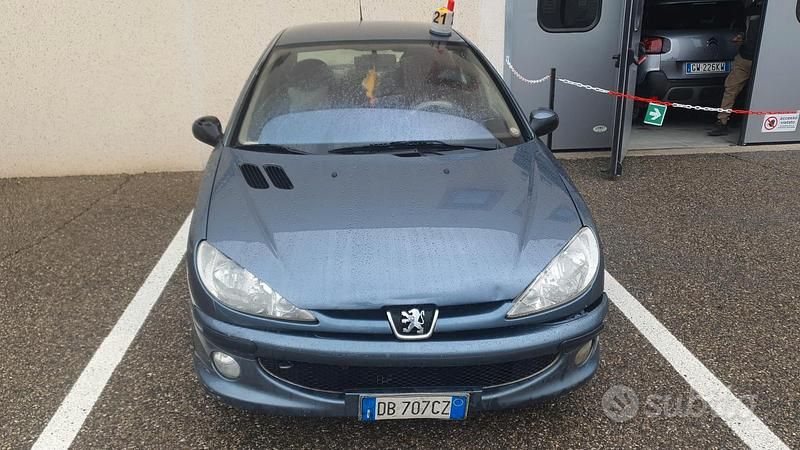Usata Peugeot 206 88 CV (64 kW) 2007 Utilitaria