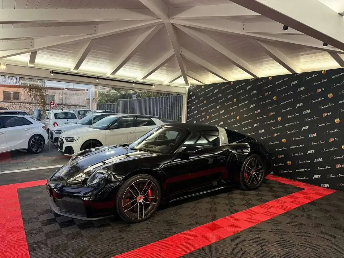 Usata Porsche 911 485 CV (356 kW) 2025 Nero Cabrio