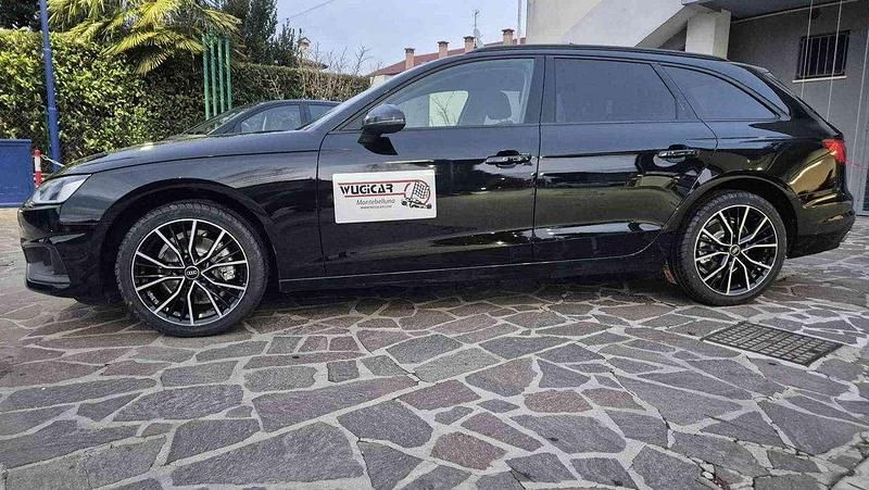 Usata Audi A4 150 CV (110 kW) 2023 Nero Station wagon