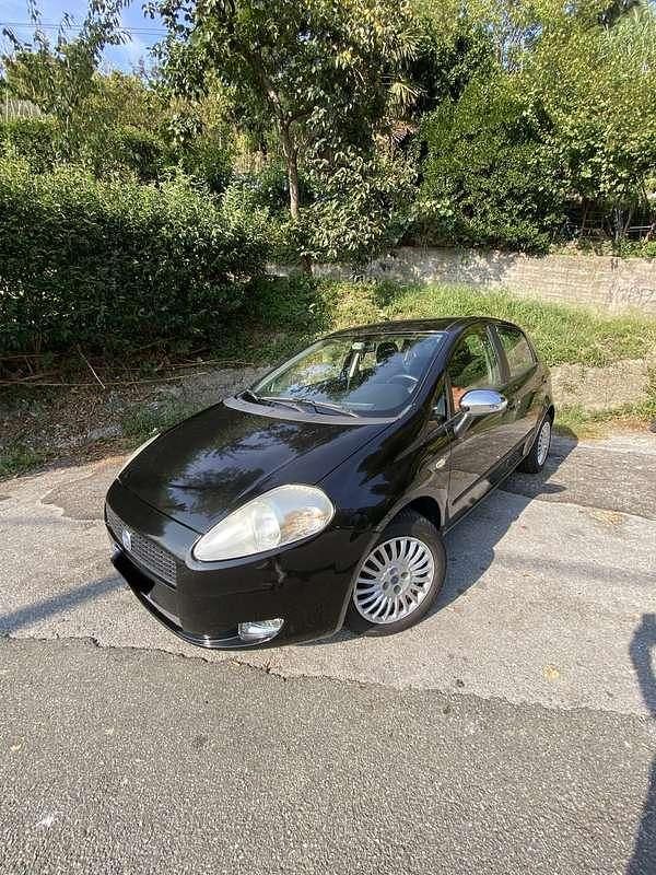 Usata Fiat Grande Punto Active 77 CV (56 kW) 2006 Utilitaria