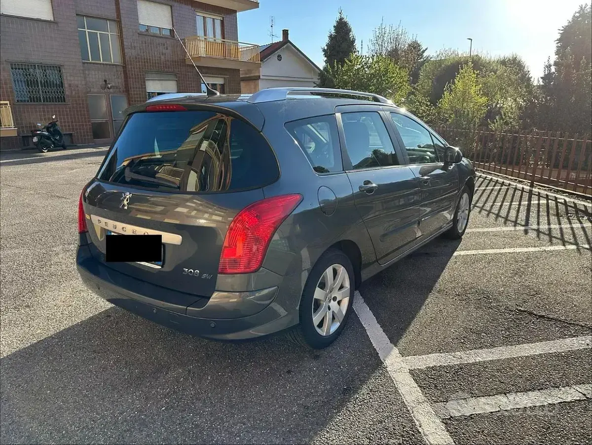 Usata Peugeot 308 SW Premium 109 CV (80 kW) 2010 Grigio Station wagon