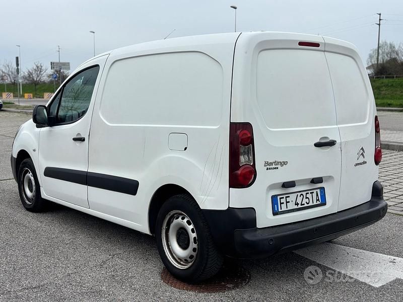 Usata Citroën Berlingo 99 CV (72 kW) 2016 Bianco Monovolume