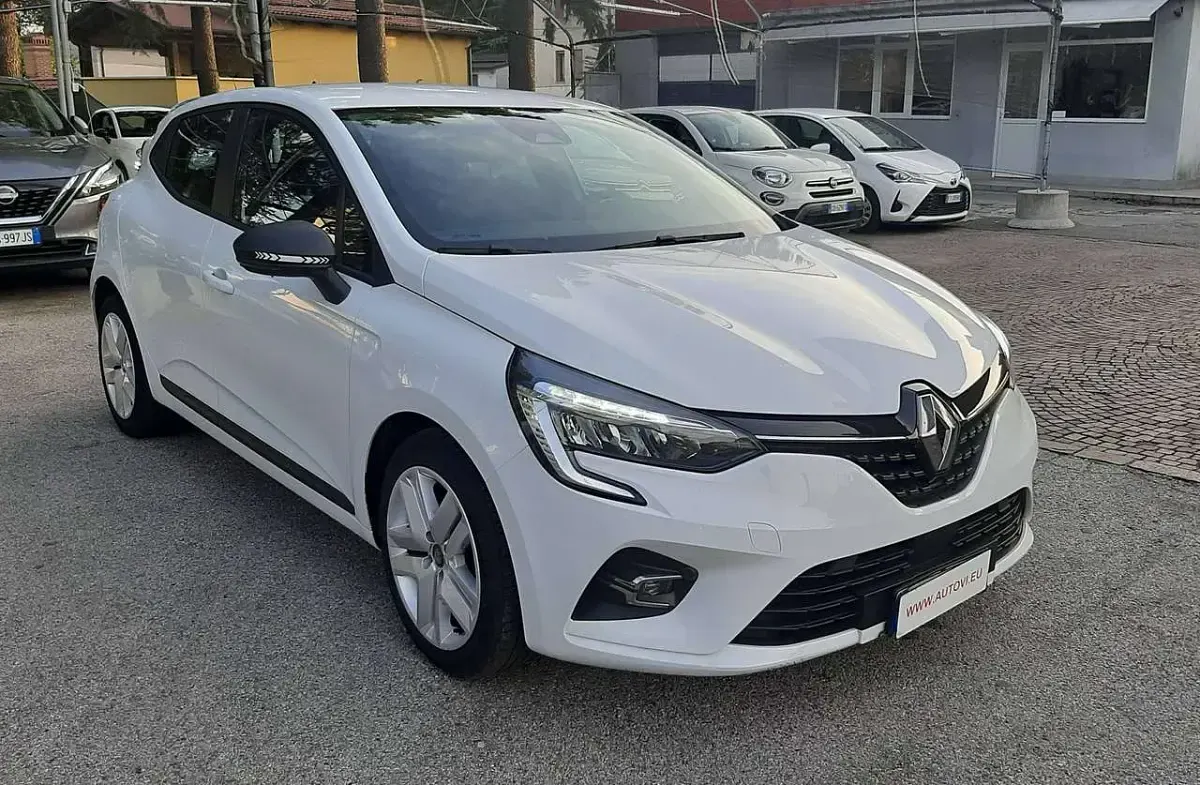 Usata Renault Clio V 101 CV (74 kW) 2022 Bianco Berlina