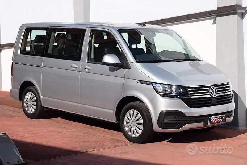 Usata VW Caravelle 2023 Monovolume