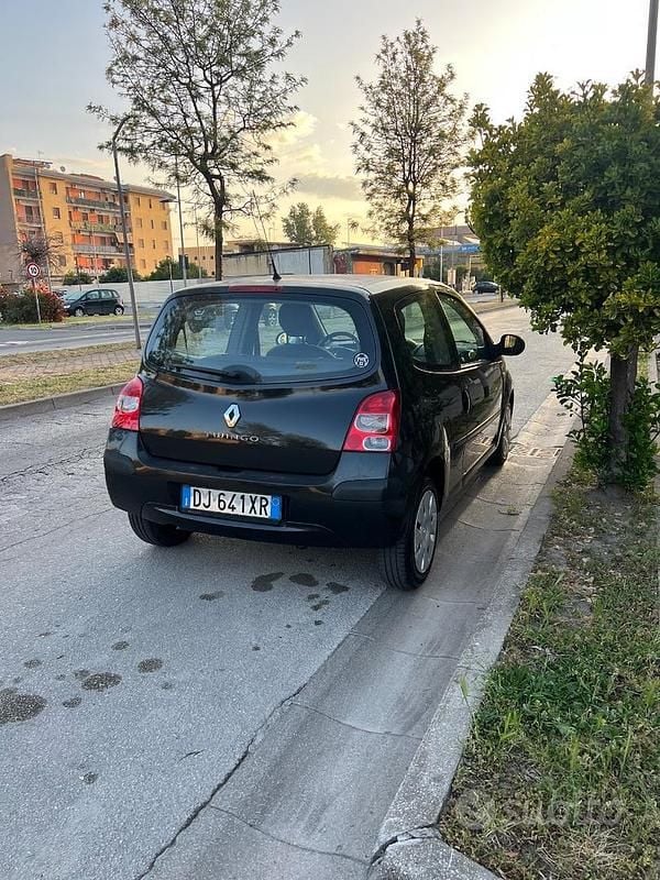 Usata Renault Twingo 75 CV (55 kW) 2007 Nero Utilitaria