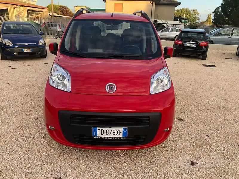 Usata Fiat Qubo Trekking 95 CV (69 kW) 2016 Rosso Monovolume