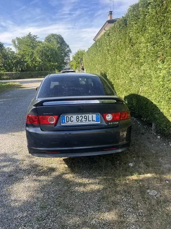 Usata Honda Accord Sport 140 CV (102 kW) 2006 Berlina