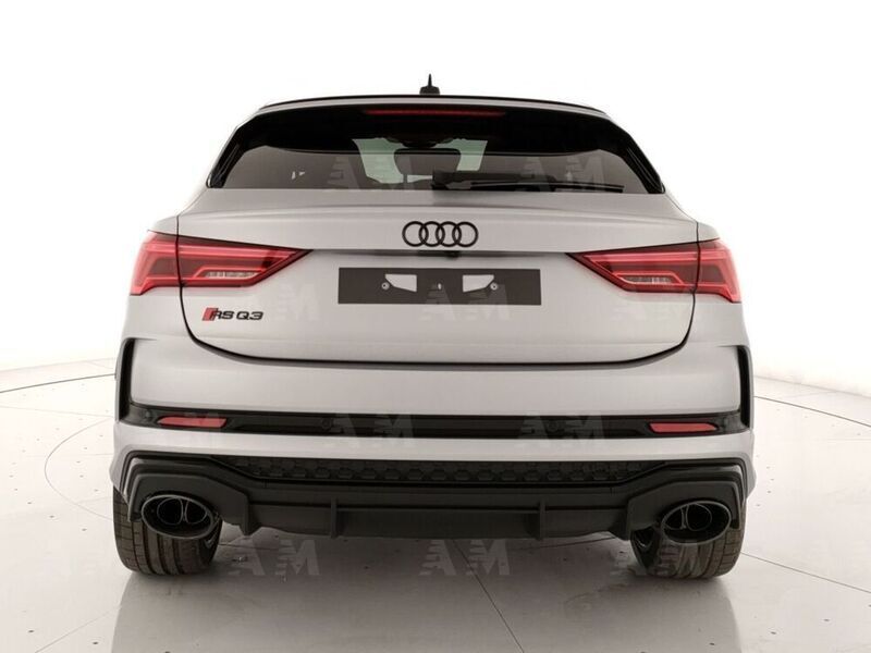 Usato 2022 Audi RS Q3 2.5 Benzin 400 CV (103.466 €) 80035 Napoli