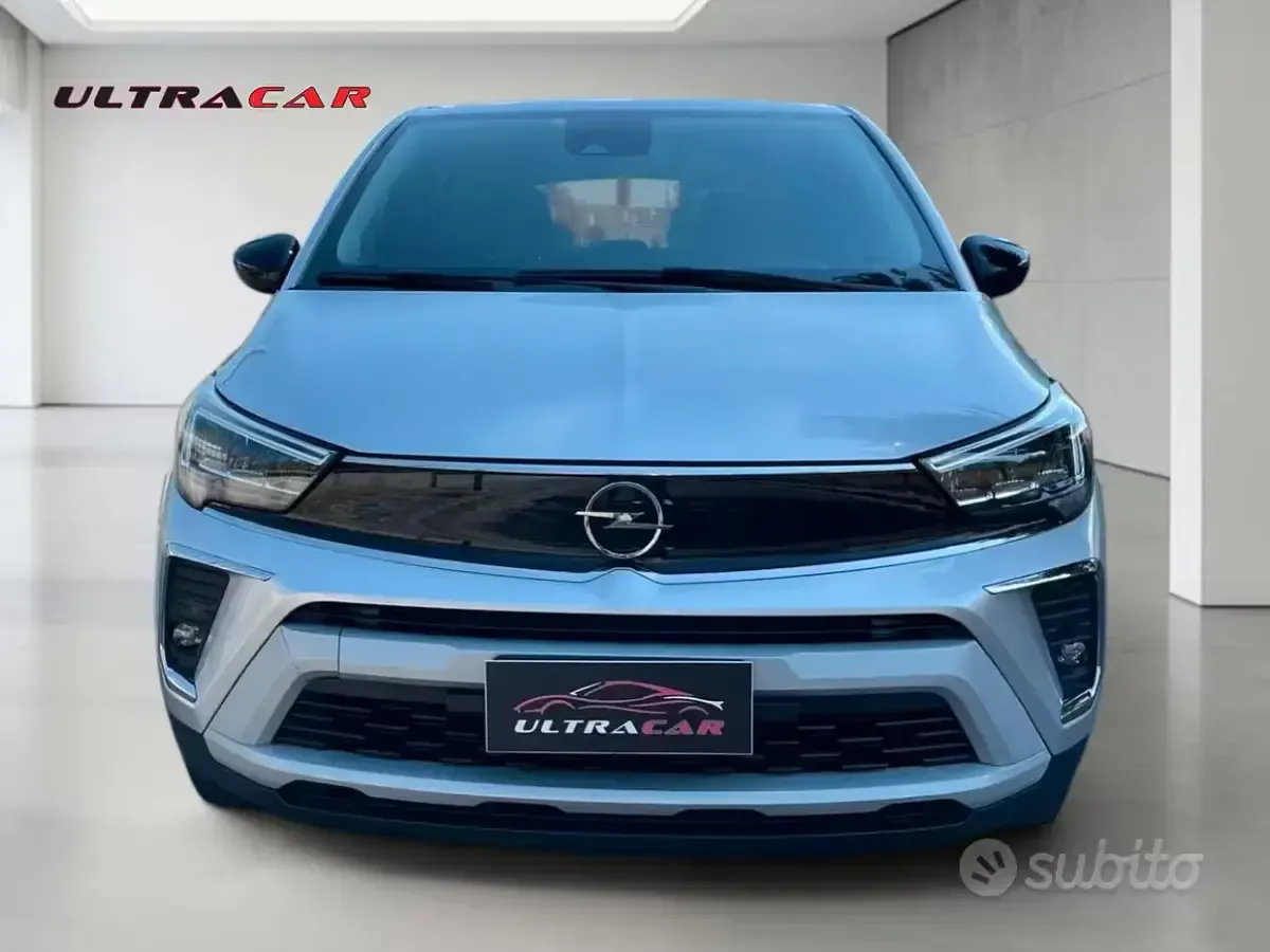 Usata Opel Crossland Elegance 110 CV (80 kW) 2023 Grigio SUV