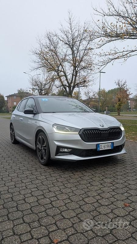 Grigio Usata 2022 Skoda Fabia Monte Carlo Tre volumi | 14.000 € (Ottimo prezzo) - Immagine 1/4
