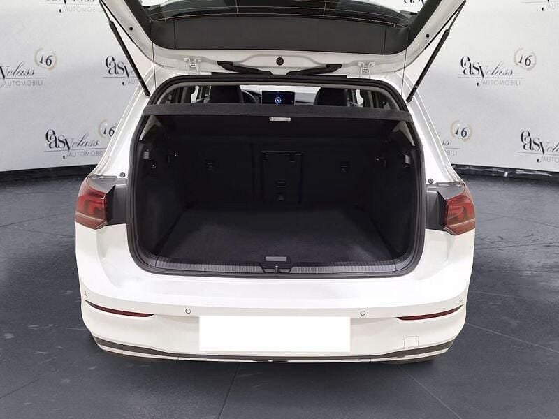 Usata VW Golf VIII Goal 150 CV (110 kW) 2024 Bianco Utilitaria