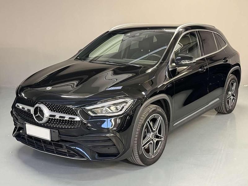 Usata Mercedes GLA250 Premium 160 CV (117 kW) 2020 Nero SUV
