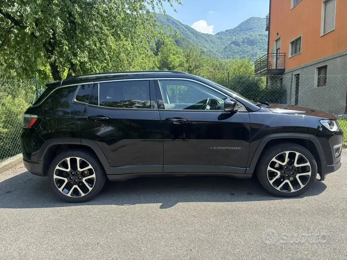 Usata Jeep Compass Limited 120 CV (88 kW) 2019 Nero SUV