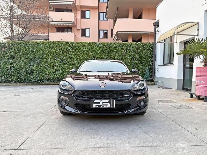 Usata Fiat 124 Spider Lusso 140 CV (102 kW) 2018 Nero Cabrio