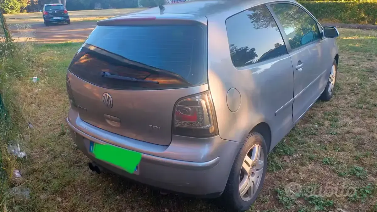 Usata VW Polo 75 CV (55 kW) 2006 Grigio Utilitaria