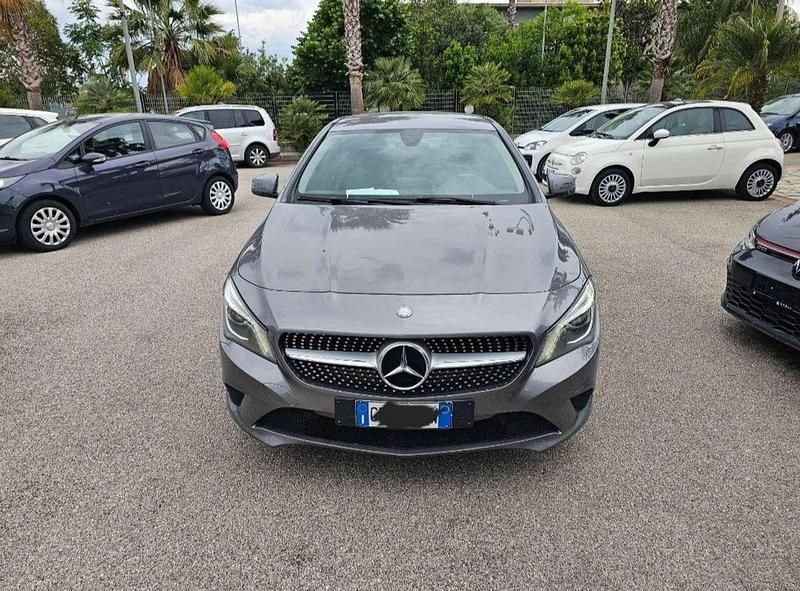 Usata Mercedes CLA180 109 CV (80 kW) 2015 Other Berlina