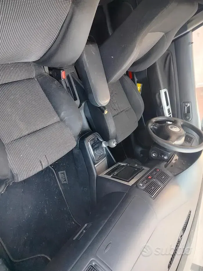 Usata VW Golf IV 110 CV (80 kW) 2000 Berlina