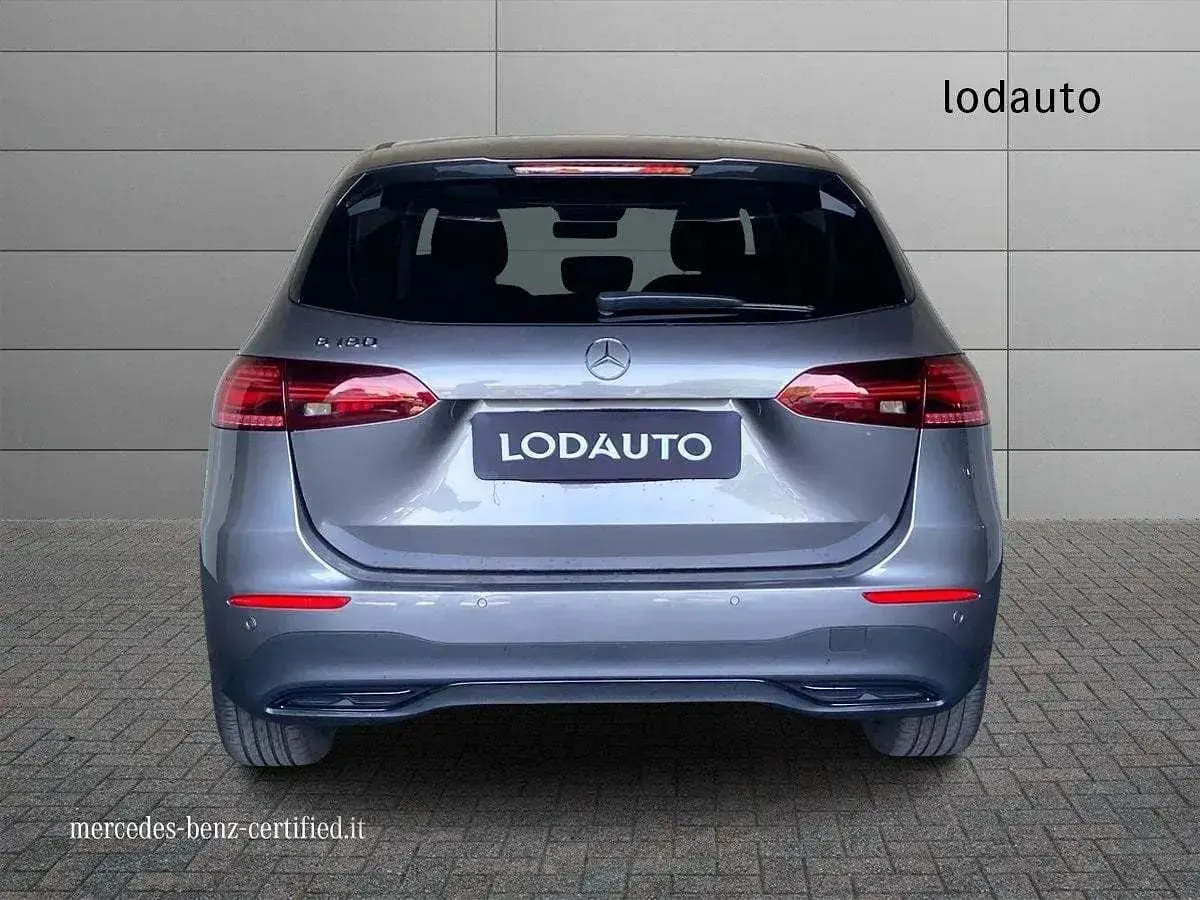 Usata Mercedes B180 Advanced 136 CV (100 kW) 2025 Grigio Utilitaria