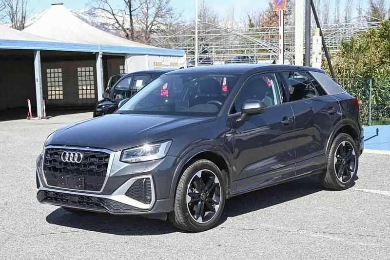 Usata Audi Q2 S-Line 116 CV (85 kW) 2025 Grigio SUV