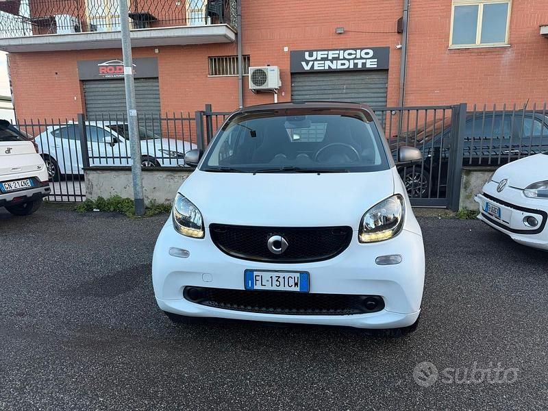 Usata Smart ForTwo Cabrio Passion 89 CV (65 kW) 2017 Bianco Cabrio