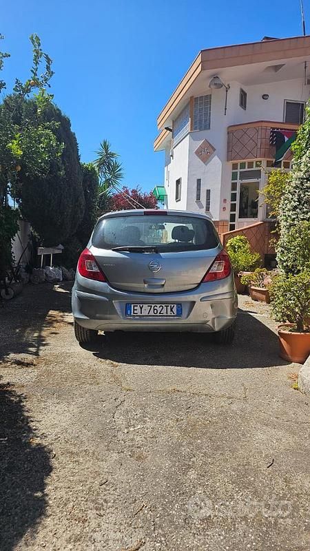 Usata Opel Corsa 90 CV (66 kW) 2015 Grigio Berlina