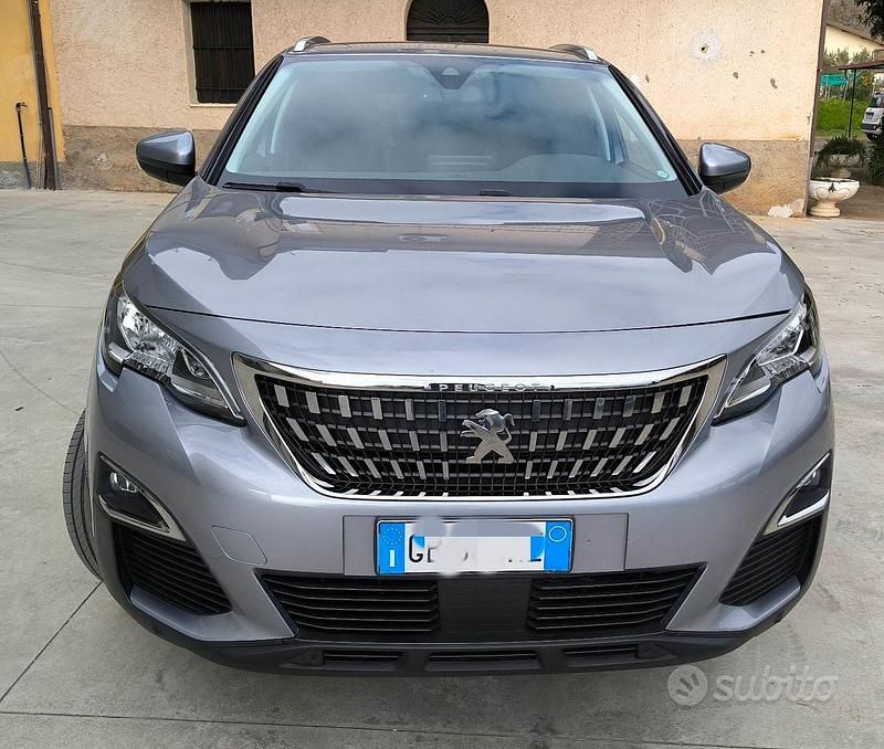 Grigio Usata 2020 Peugeot 3008 SUV | 21.000 € (Cara) - Immagine 1/4