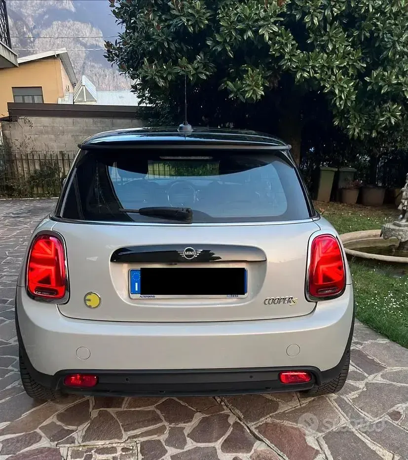 Usata Mini Cooper SE 75 kW (102 CV) 2021 Utilitaria
