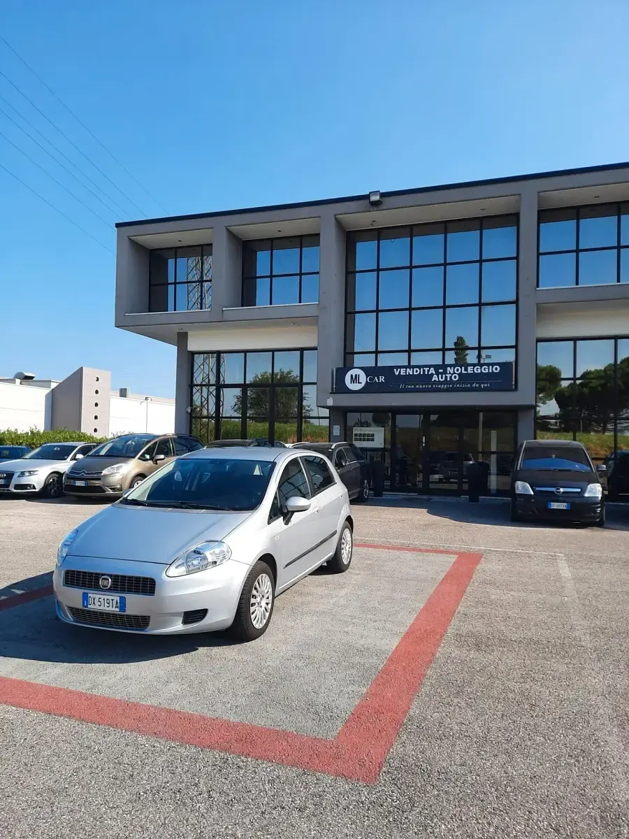 Usata Fiat Grande Punto 90 CV (66 kW) 2009 Utilitaria