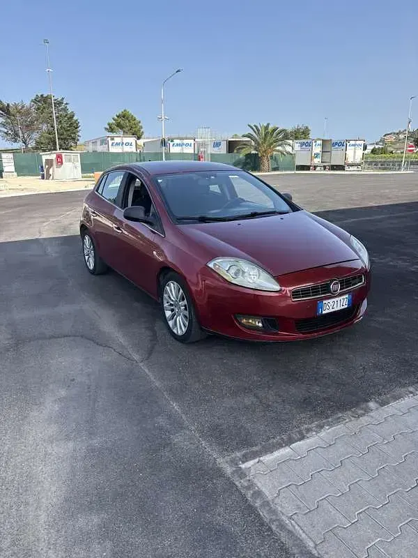 Usata Fiat Bravo Sport 120 CV (88 kW) 2010 Utilitaria