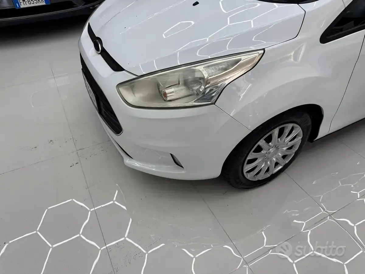 Usata Ford B-MAX 75 CV (55 kW) 2014 Bianco Monovolume