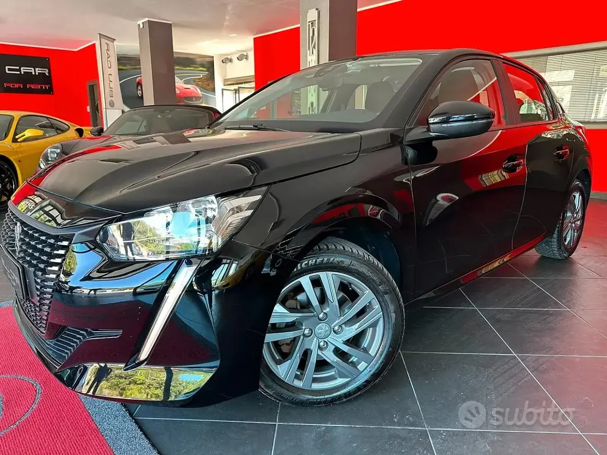 Usata Peugeot 208 Active 101 CV (74 kW) 2022 Nero Utilitaria
