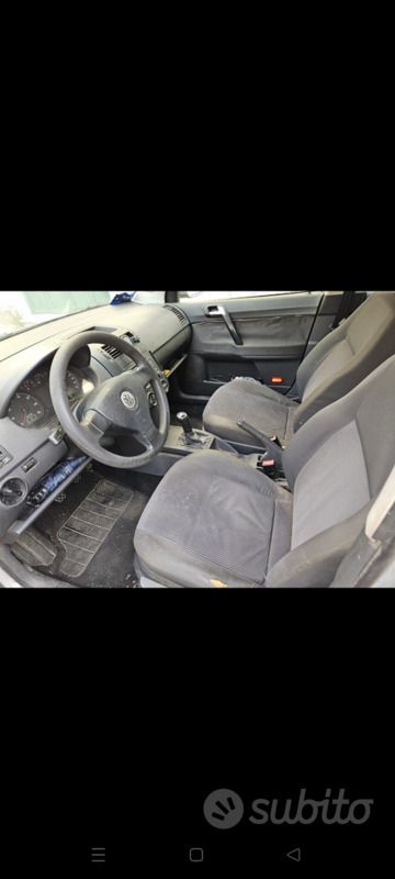 Usata VW Polo 54 CV (39 kW) 2007 Grigio Utilitaria