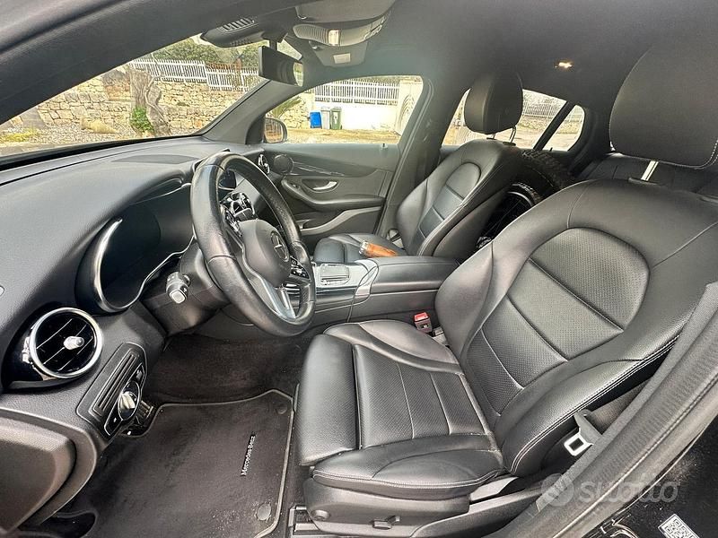 Usata Mercedes GLC220 Edition 194 CV (142 kW) 2022 Nero Coupé