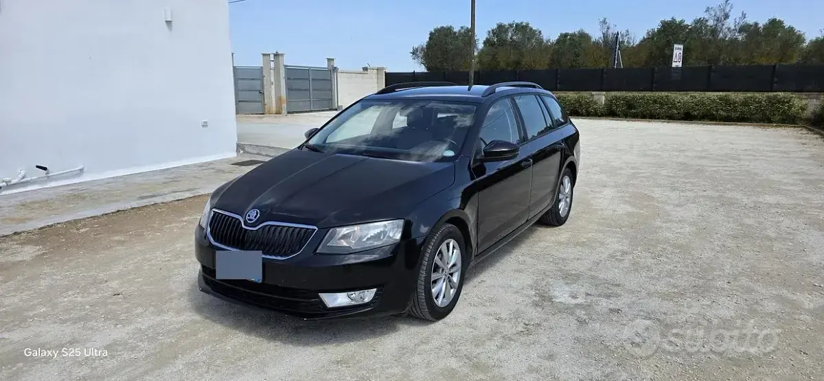 Usata Skoda Octavia 110 CV (80 kW) 2015 Nero Station wagon