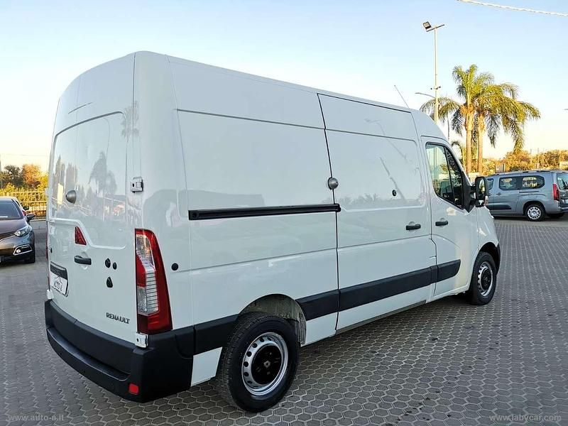 Usata Renault Master 145 CV (106 kW) 2016 Bianco Furgone