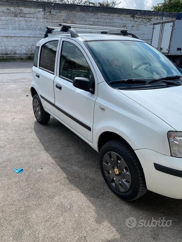 Usata Fiat Panda 4x4 69 CV (50 kW) 2005 Bianco Utilitaria